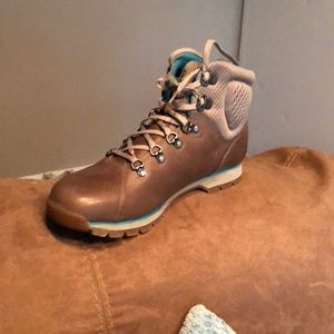 Brand New Women’s Timberland Boots!